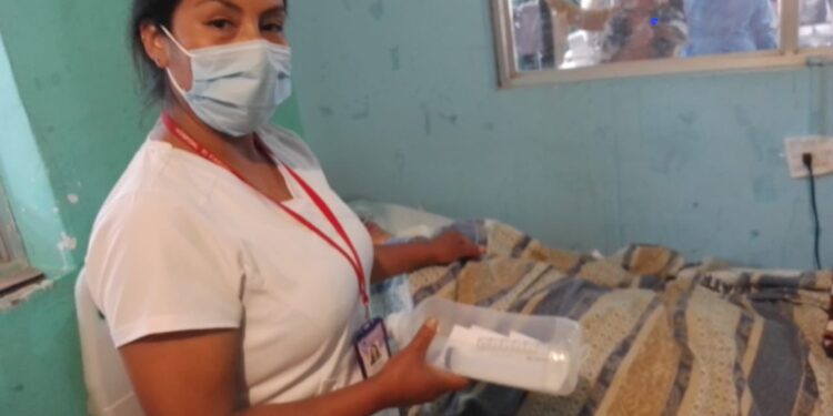 Niña de 4 años se tragó una moneda y fue operada con éxito en el Hospital El Carmen