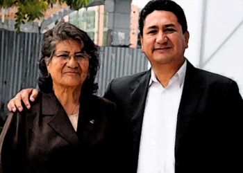 Bertha Rojas: “No cuidaré a mi hijo con un biberón” tras oficializar su candidatura a la segunda vicepresidencia por Perú Libre