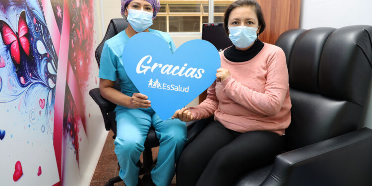 Enfermeras navegadoras de EsSalud: Ángeles que devuelven la esperanza a pacientes con cáncer en Junín