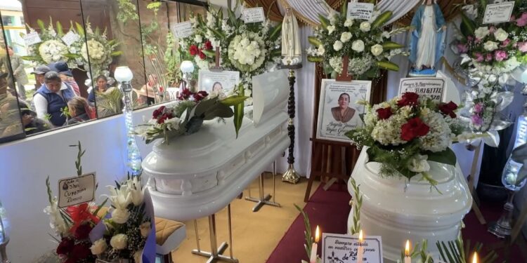 Velan restos de madre e hija que murieron en tragedia de Infiernillo cuando regresaban a Huancayo