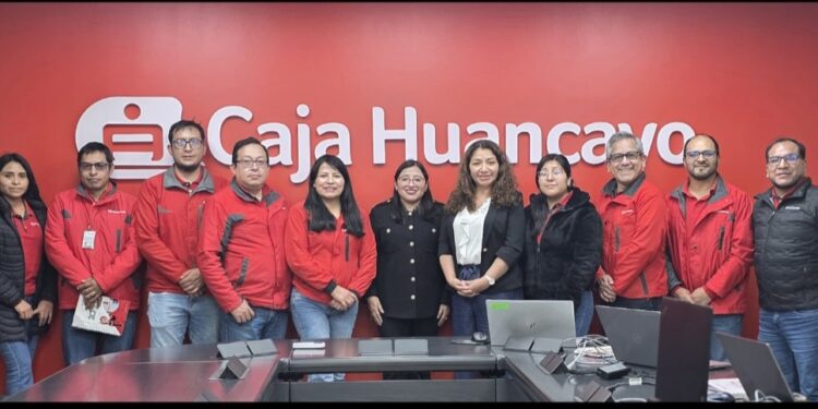 Caja Huancayo y Water.org firman convenio para ampliar el acceso al agua y saneamiento en el Perú
