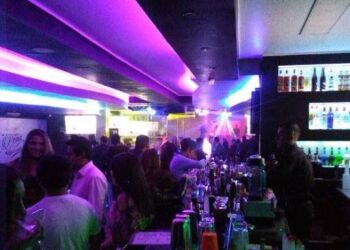 Huancayo fija nuevo horario para venta de alcohol: discotecas y bares atenderán solo hasta la 1:00 a.m.
