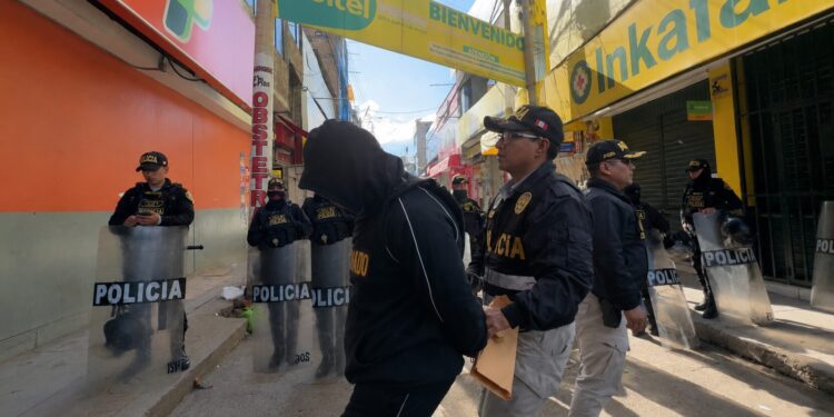 Dictan 30 meses de prisión preventiva para 12 presuntos integrantes de “Los Lechuceros del Centro”