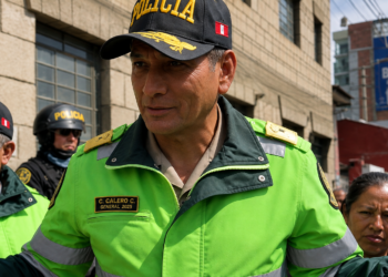 General Calero advierte: escolares encontrados en la calle después de las 7:30 p. m. serán intervenidos